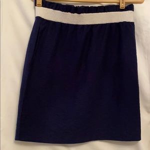 Brand New Vineyard vines navy skirt